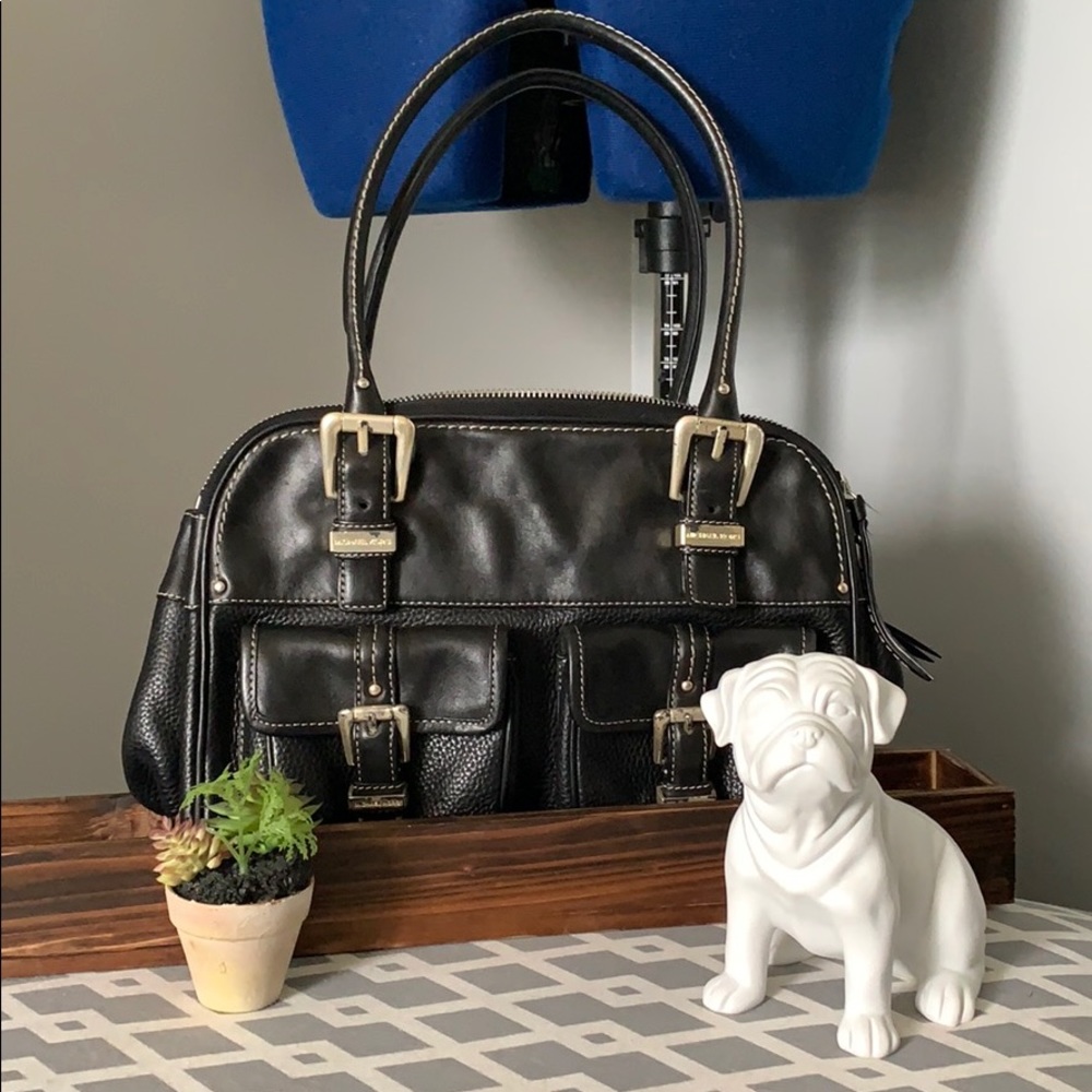 Black leather MICHAEL Michael Kors purse